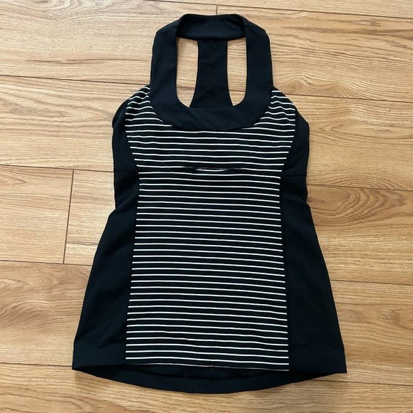 Lululemon Women Scoop Neck Tank Women's 6 w/ Bra Top Black White Stripe EEUC - Picture 1 of 3
